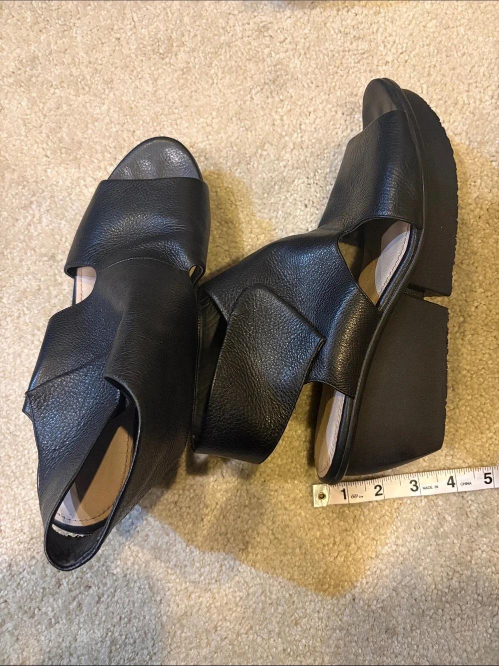 Naya “Seeker” Black Leather Open-Toe Wedge Sandals-Size 11